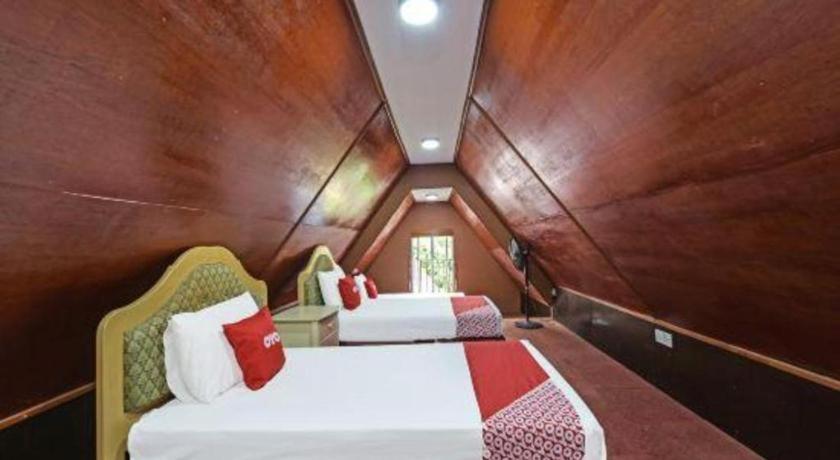 Oyo 90642 Twin Mutiara Chalet & Homestay Jeli Exteriör bild